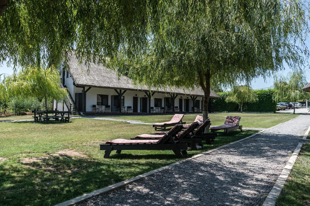 Hotel Casa Patru Anotimpuri Dunavăţu de Jos Exterior foto